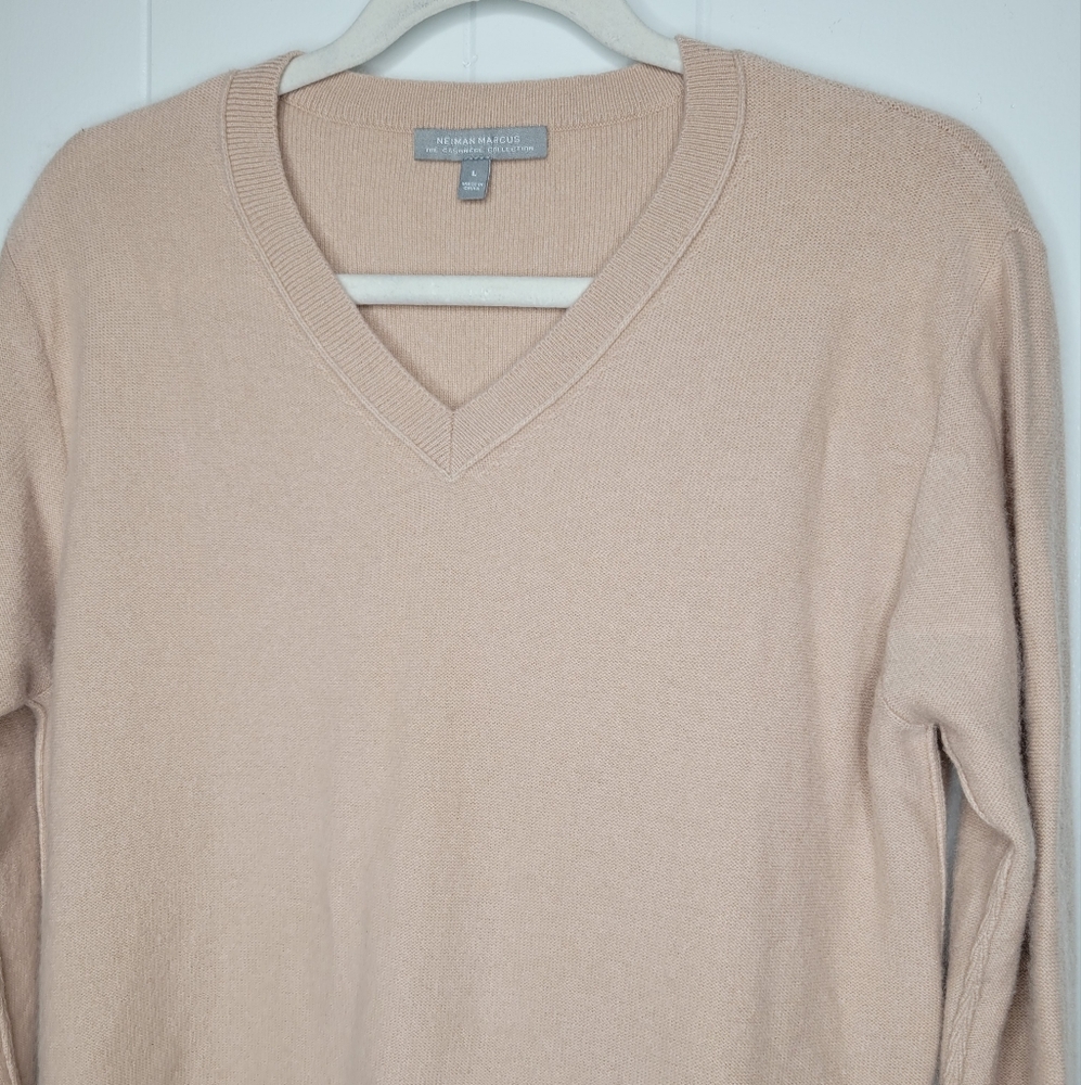 Neiman Marcus The Cashmere Collection V Neck Pullover Blush Pink Sweater LG - Picture 2 of 10
